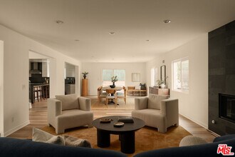 3763 Prestwick Dr in Los Angeles, CA - Building Photo - Building Photo