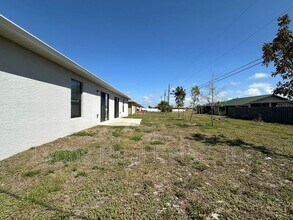 2943 Skyline Blvd in Cape Coral, FL - Building Photo - Building Photo