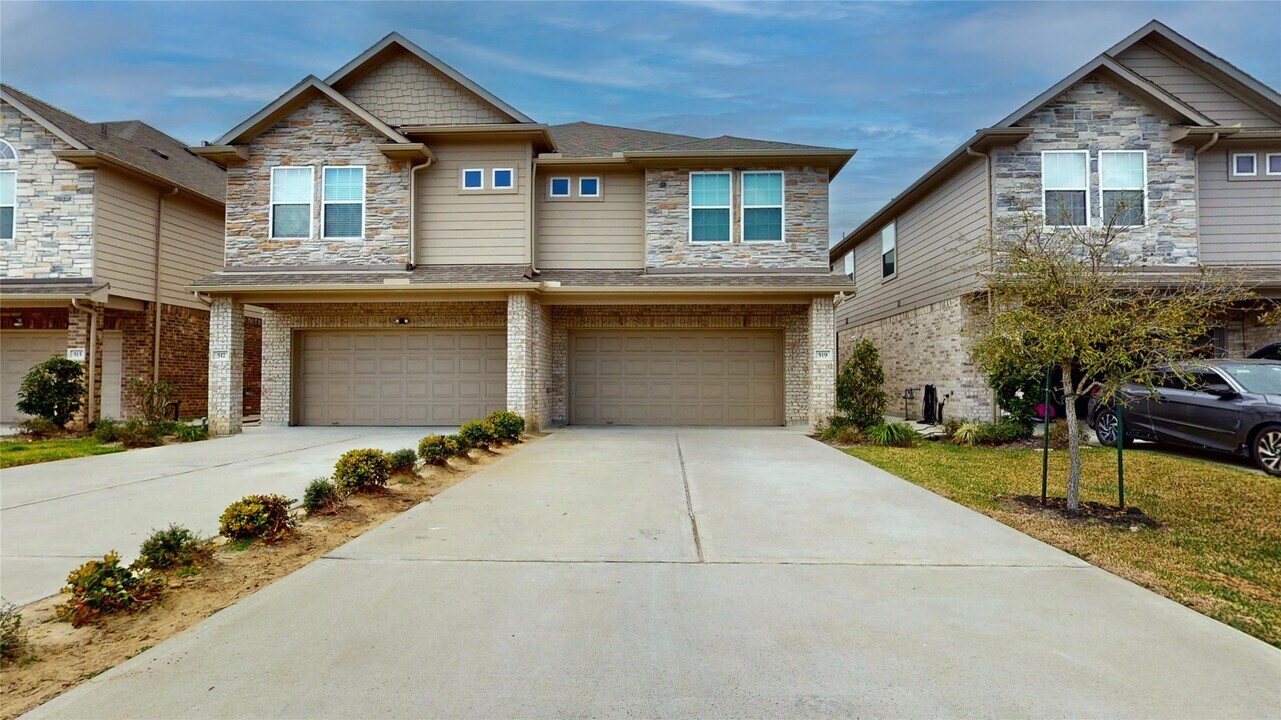 519 Dr. Martin Luther King Jr. Dr. in La Porte, TX - Foto de edificio