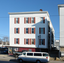 585-591 Somerville St in Manchester, NH - Building Photo - Building Photo