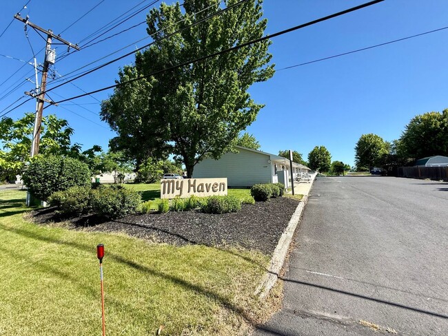 1308 Burrell Ave in Lewiston, ID - Building Photo - Building Photo