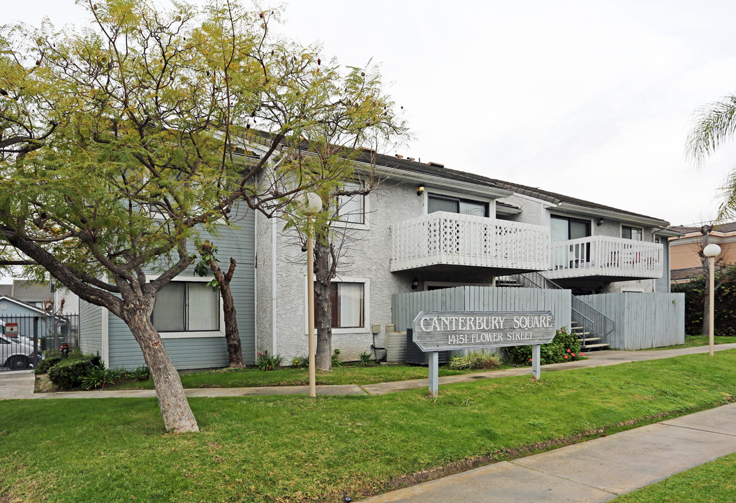 Canterbury Square Apartments in Garden Grove, CA - Building Photo