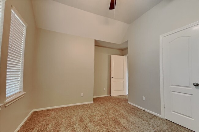 1731 Red Oak Terrace in Houston, TX - Building Photo - Building Photo