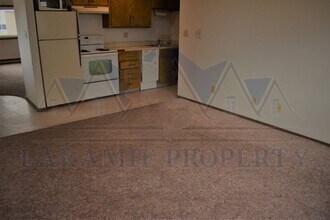 1537 E Person St in Laramie, WY - Building Photo - Building Photo