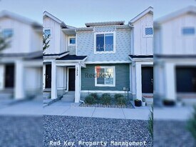 1972 N Blue Iris Ave in Tooele, UT - Building Photo