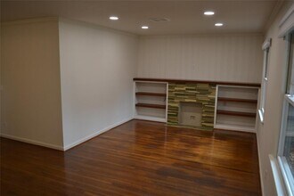 2603 Centenary St in Houston, TX - Building Photo - Building Photo