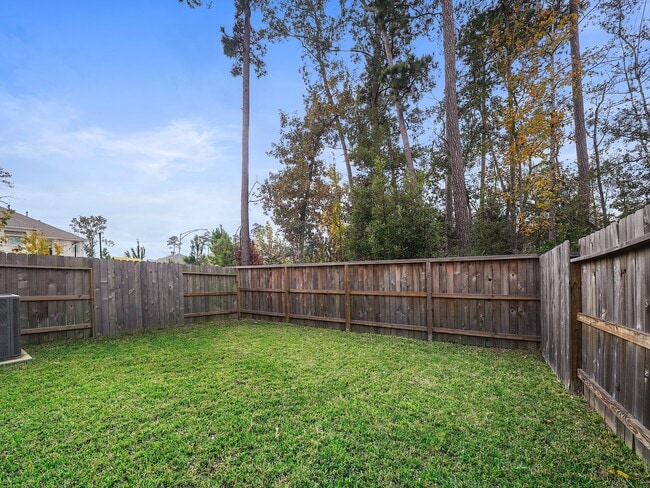 property at 674 Royal Arch Dr