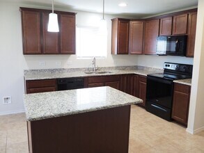 1429 Vernon Dr in Aubrey, TX - Building Photo - Building Photo
