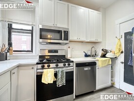 30 Glenville Ave, Unit 2 in Boston, MA - Building Photo