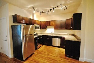 342 Meridian St, Unit 4 in Boston, MA - Building Photo