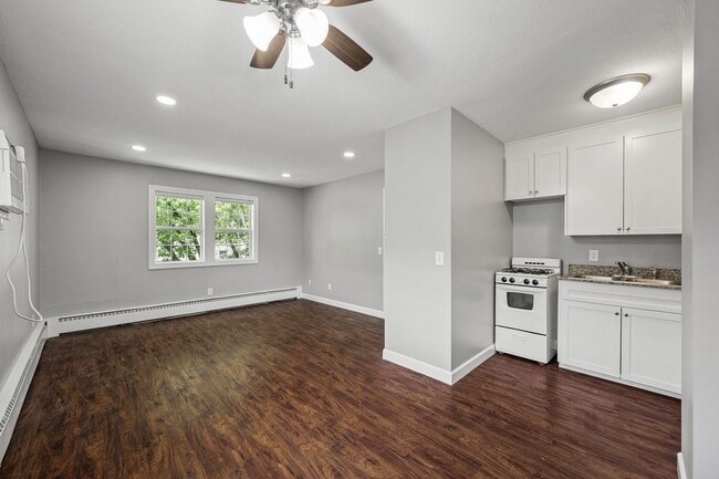 property at 3948 5th St NE