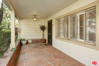 11901 Sunset Blvd in Los Angeles, CA - Building Photo - Building Photo