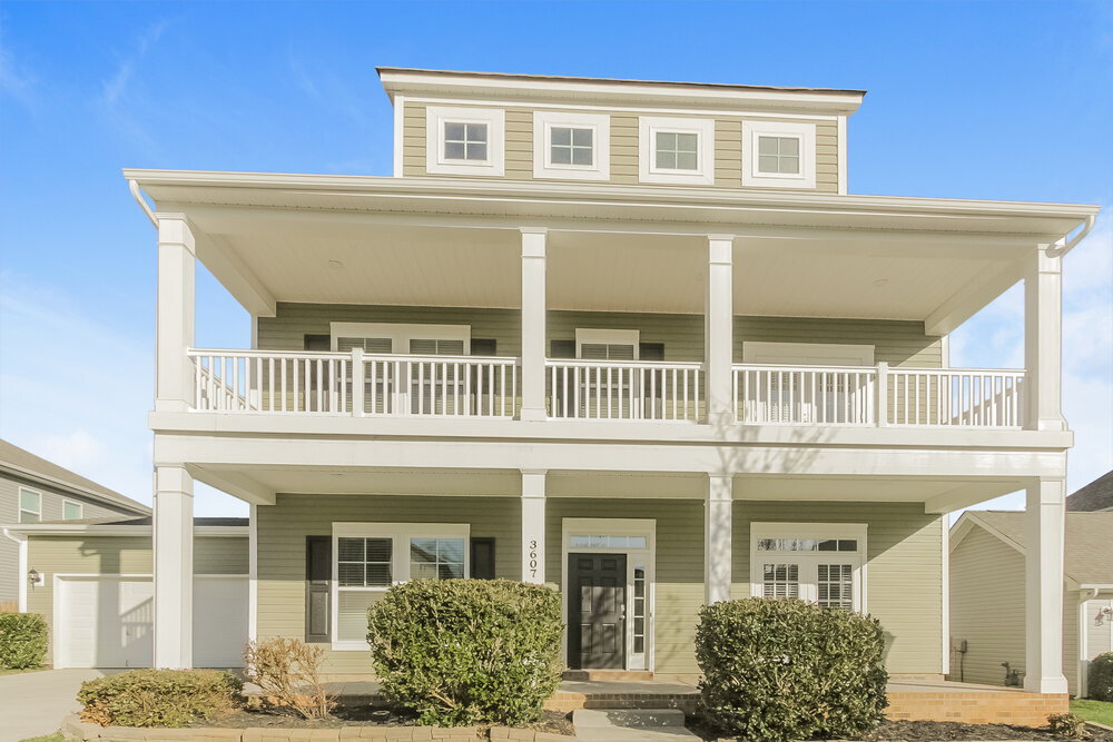 3607 Conner Glenn Dr in Huntersville, NC - Foto de edificio