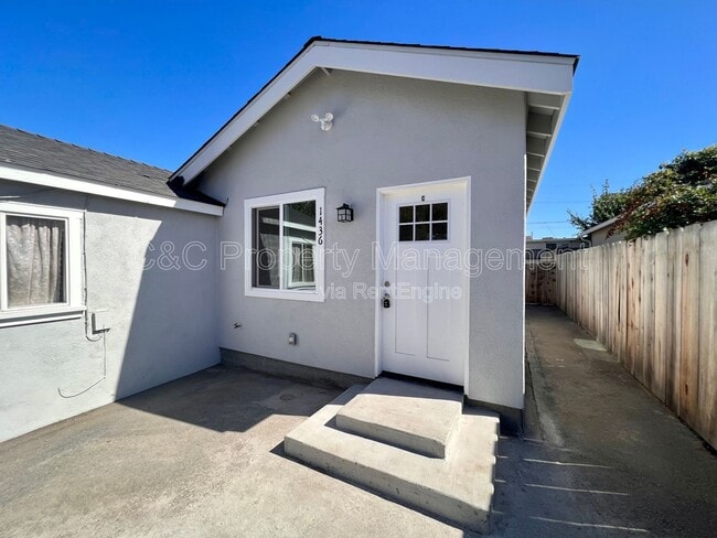 property at 1436 Kenneth St