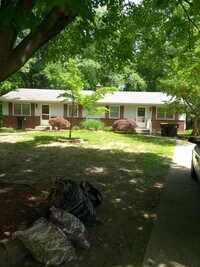 3465 Wedgewood Dr SW