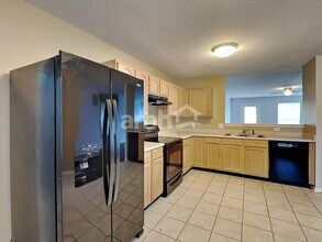 1316 Clove Ct in Greenfield, IN - Building Photo - Building Photo