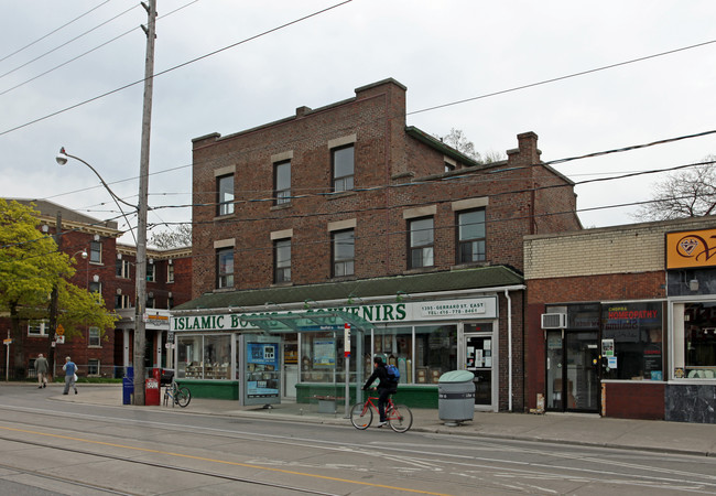 1395 Gerrard St E in Toronto, ON - Building Photo - Building Photo