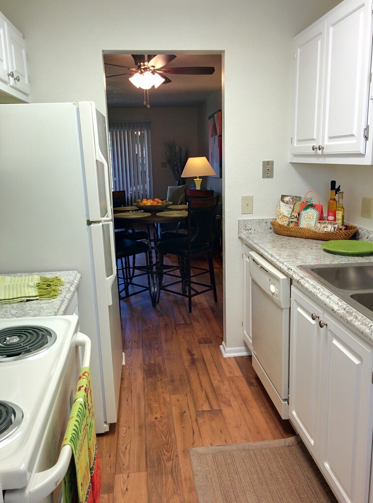 Villa Del Mar Apartments in Altamonte Springs, FL