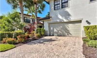 1407 Santiago Cir in Naples, FL - Foto de edificio - Building Photo