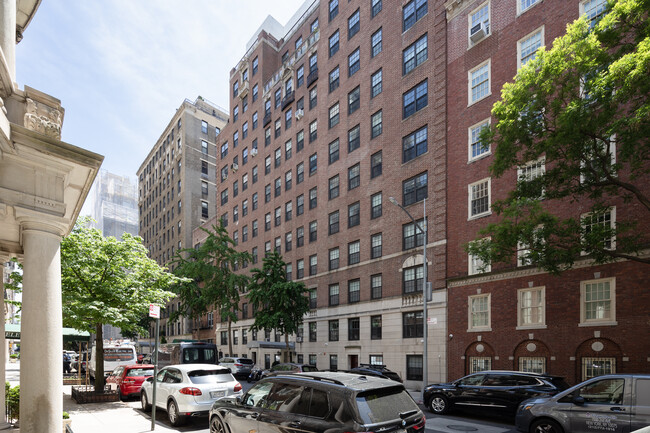 12 E 88th St in New York, NY - Building Photo - Building Photo