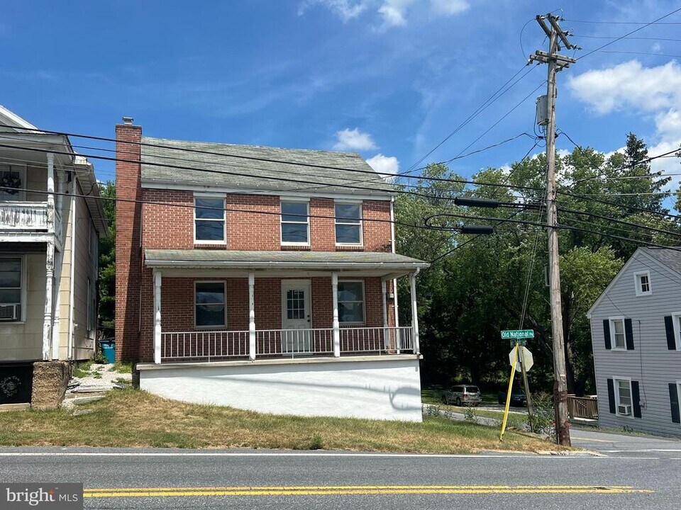 2226 Old National Pike in Middletown, MD - Building Photo