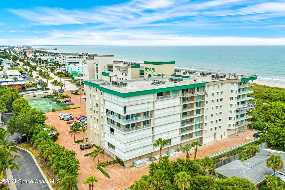 3400 Ocean Beach Blvd in Cocoa Beach, FL - Building Photo