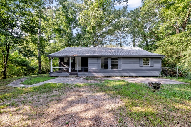 property at 2204 Old Birmingham Hwy
