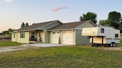 668 Winding Creek Rd in Corvallis, MT - Building Photo - Building Photo