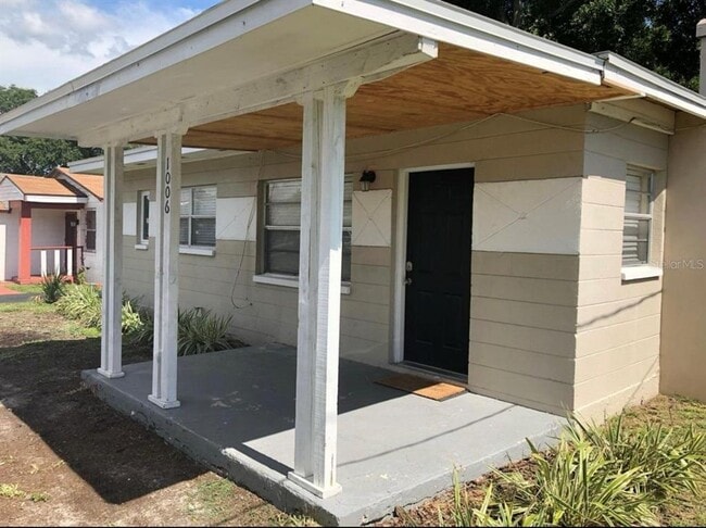 property at 1006 W Nassau St