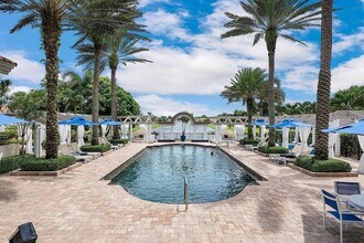 6391 NW 23rd Ln in Boca Raton, FL - Building Photo - Building Photo