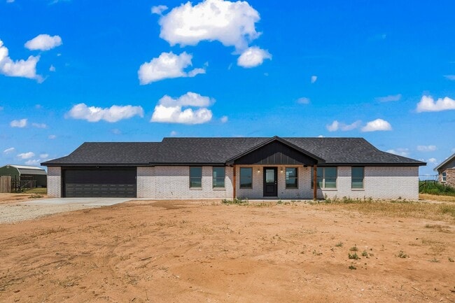 property at 10715 N County Rd 2800