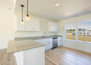 128 Enclave Ct in Statesboro, GA - Building Photo - Building Photo