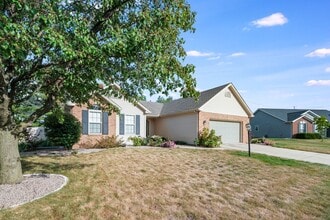 2414 Nugent Cir in Urbana, IL - Building Photo - Building Photo