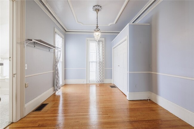 18 Vick Park B in Rochester, NY - Building Photo - Building Photo