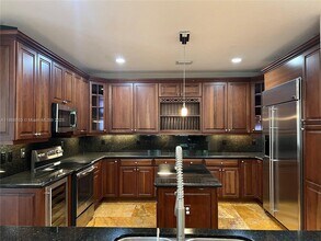 7961 SW 195th Terrace in Cutler Bay, FL - Building Photo - Building Photo