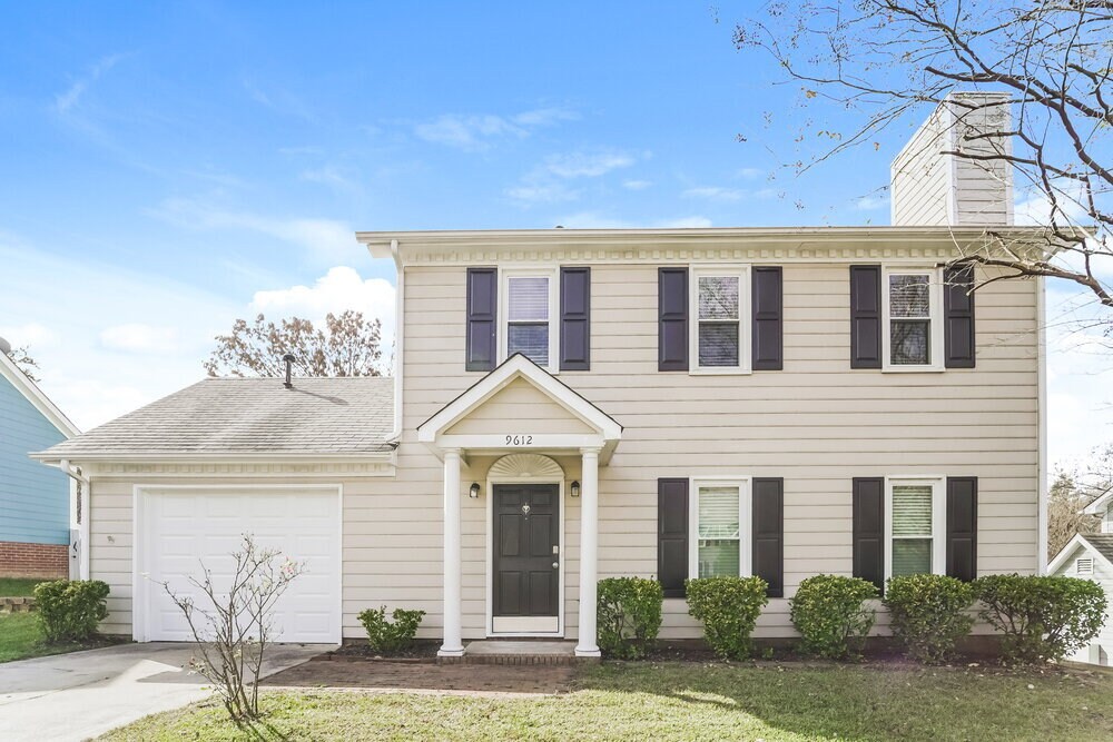 9612 Manus Ct in Matthews, NC - Building Photo