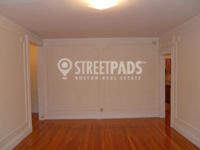 92 Maple St in Malden, MA - Building Photo - Building Photo