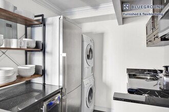 229 1st Ave. in New York, NY - Building Photo - Building Photo