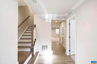 2045 Landon Ln in Charlottesville, VA - Building Photo - Building Photo