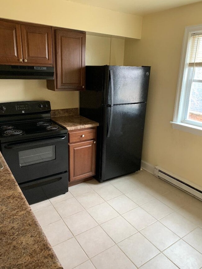 9554 19th Bay St, Unit C in Norfolk, VA - Building Photo - Building Photo