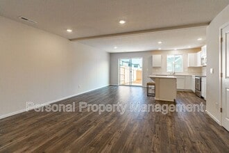 242 N Layla Pl in Ridgefield, WA - Building Photo - Building Photo