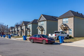 Honeycomb Heights in Clarksville, TN - Foto de edificio - Building Photo