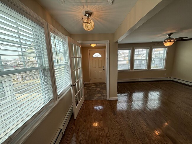 99-46 163rd Rd in Queens, NY - Building Photo - Building Photo