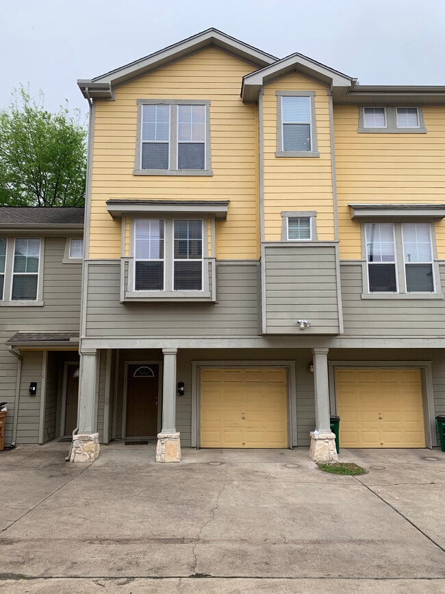 property at 710 Franklin Blvd