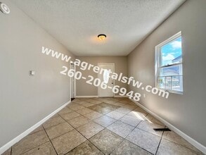3232 Barr St in Fort Wayne, IN - Building Photo - Building Photo
