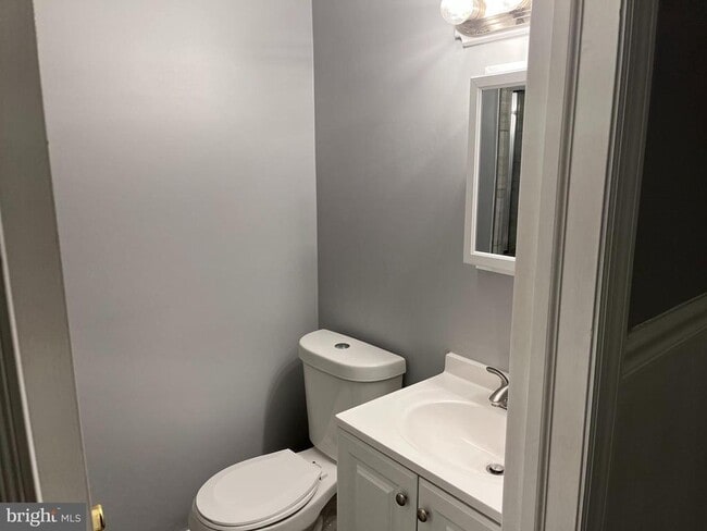 262 Crown Point Rd in West Deptford, NJ - Building Photo - Building Photo