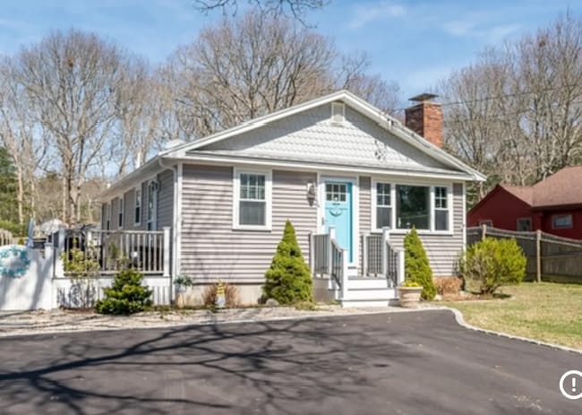 property at 16 Harborview Dr