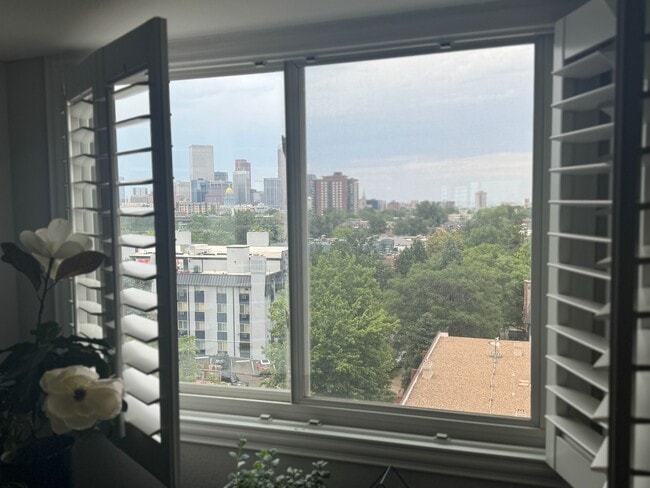 property at 800 N Washington St