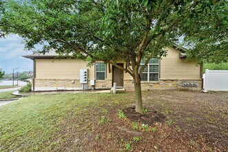 1708 Monahans Ln in Austin, TX - Building Photo - Building Photo