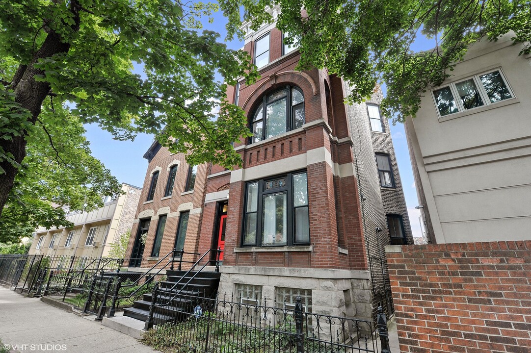 1917 N Larrabee St in Chicago, IL - Building Photo